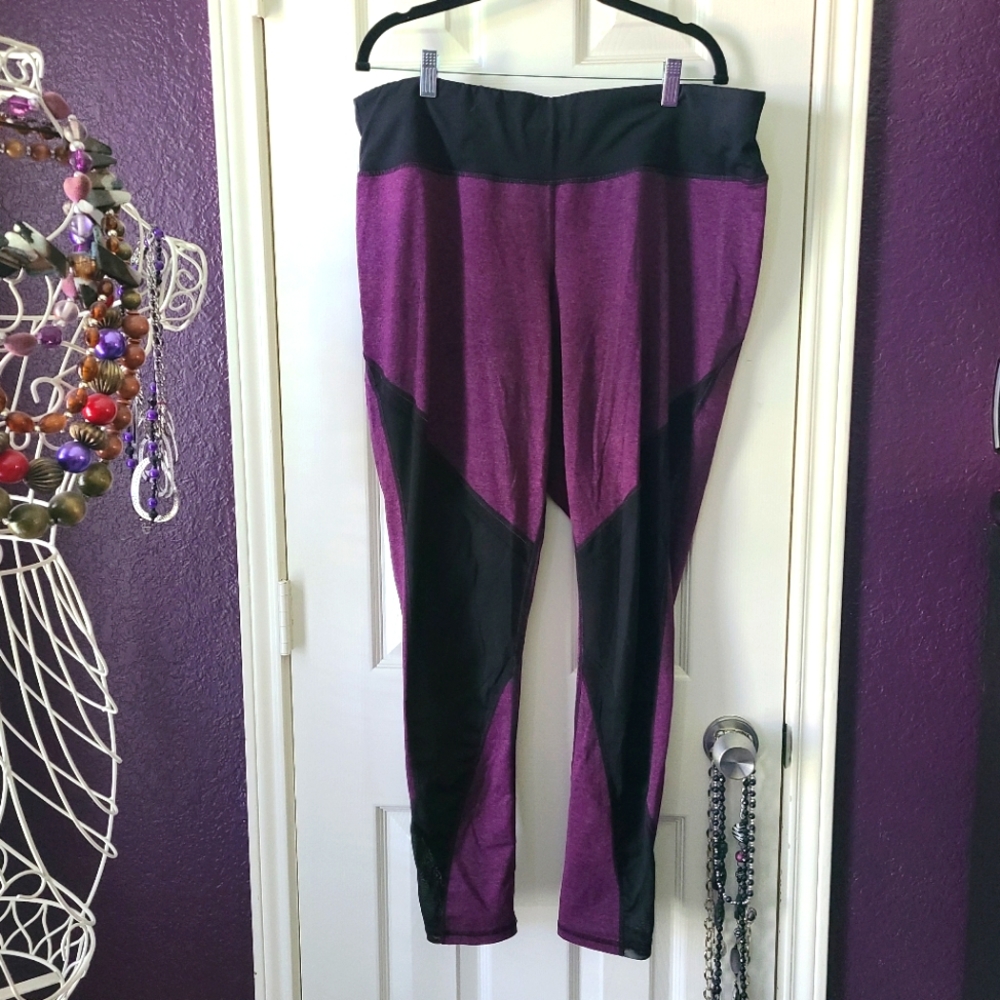 Livi Active Purple and Black Leggings with Sheer Details size 18/20